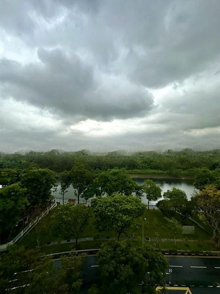 RIVERFRONT RESIDENCES 12