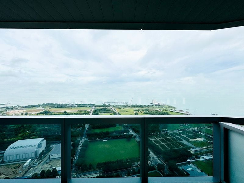 MARINA BAY RESIDENCES 4