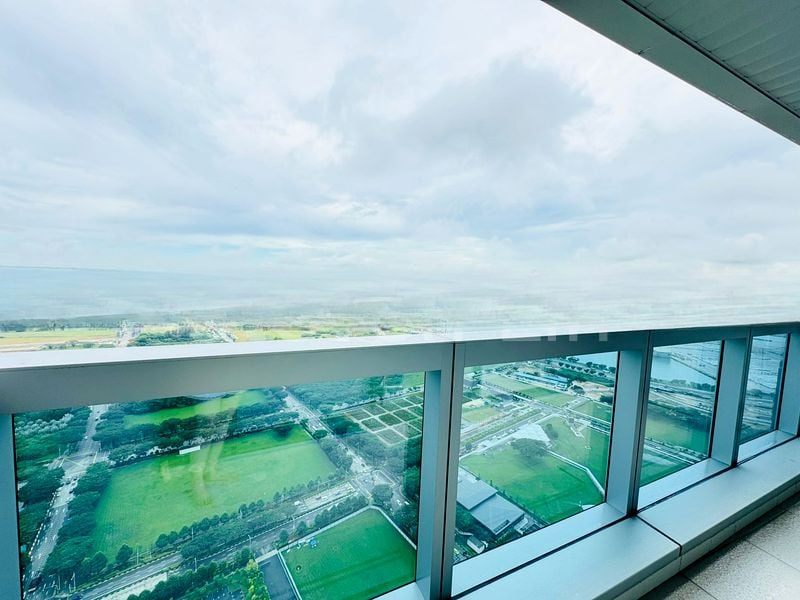 MARINA BAY RESIDENCES 7