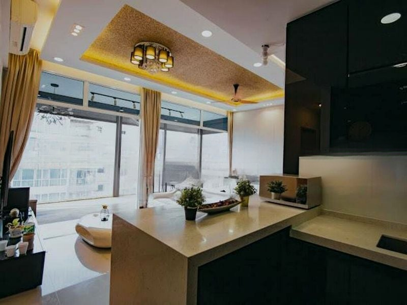 THE TAMPINES TRILLIANT 10