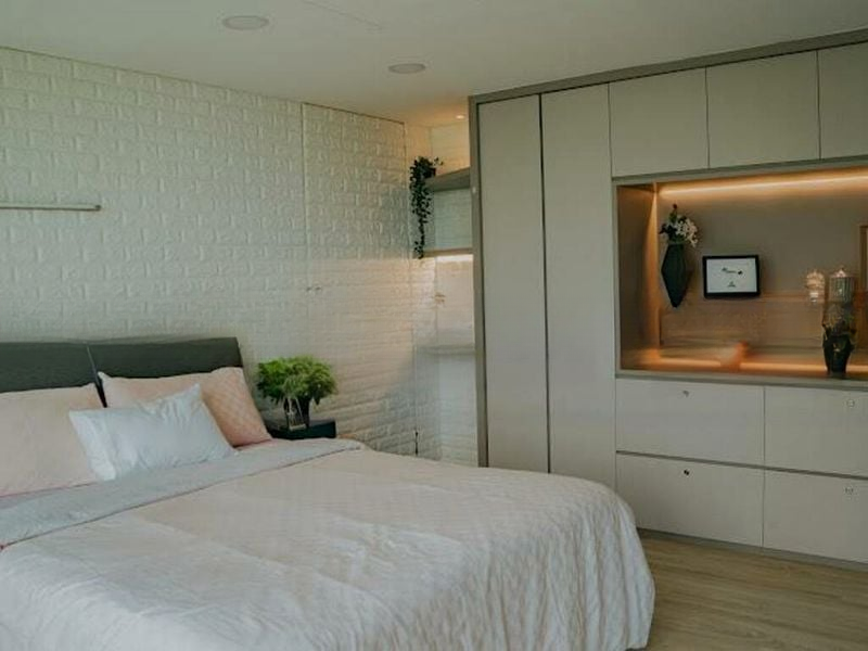 THE TAMPINES TRILLIANT 13