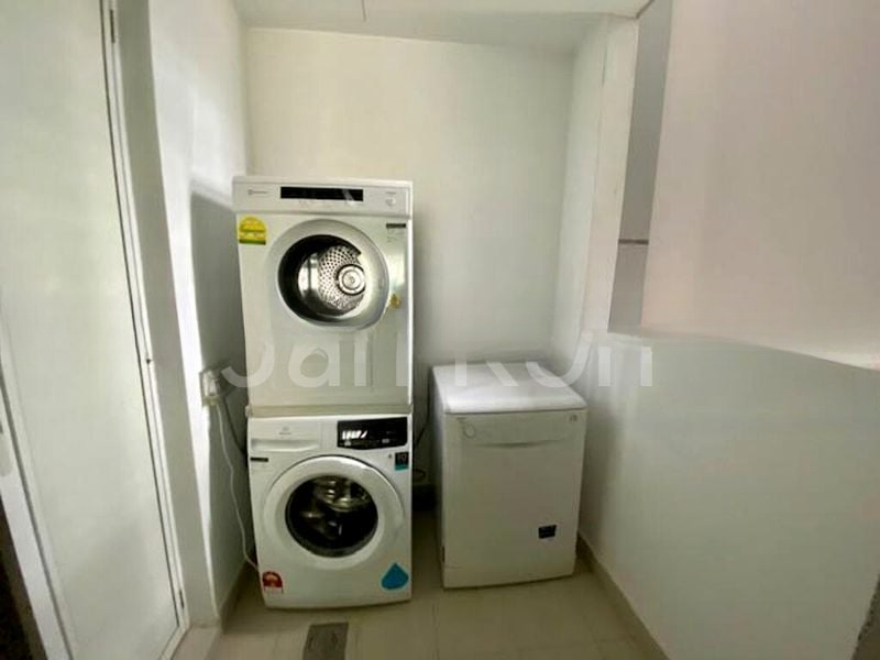 THE ROCHESTER RESIDENCES 7