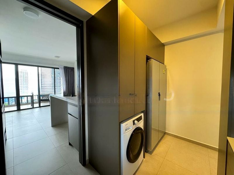 GRANDEUR PARK RESIDENCES 7