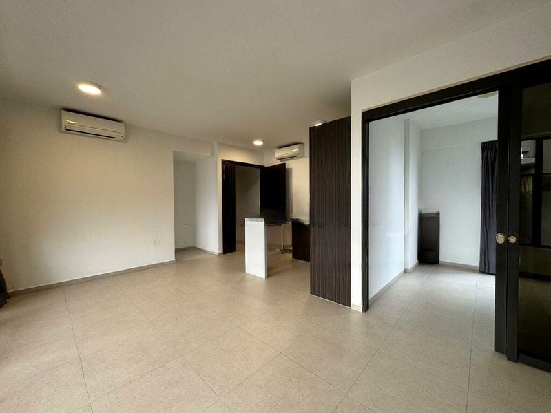 GRANDEUR PARK RESIDENCES 2