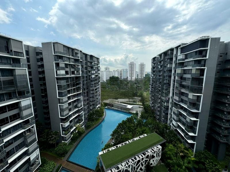 GRANDEUR PARK RESIDENCES 13