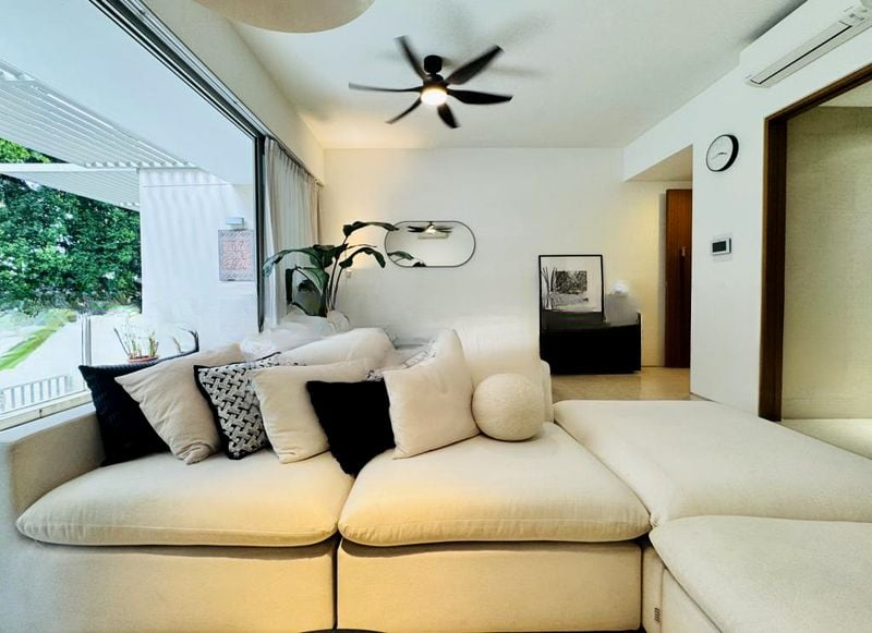 THE SEAFRONT ON MEYER 6