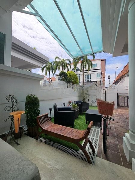 KEW VALE 8
