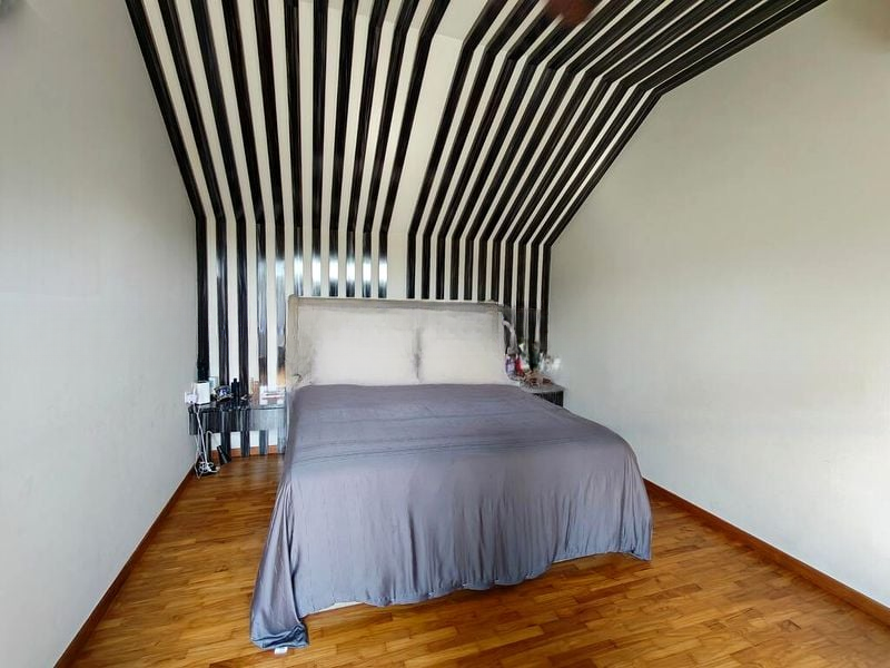 VARSITY PARK CONDOMINIUM 6