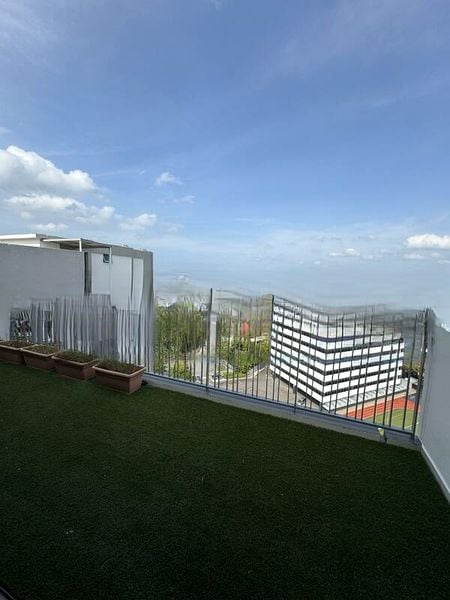 VUE 8 RESIDENCE 2