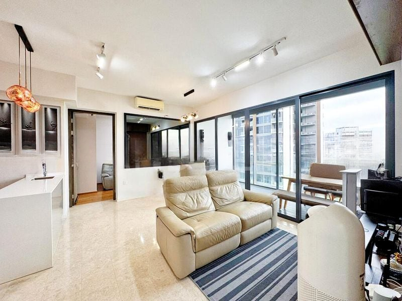 THE CLEMENT CANOPY 4