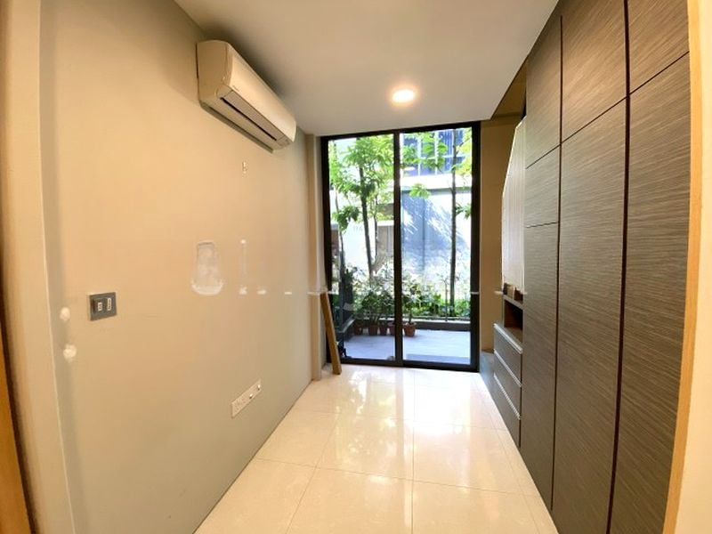 THE CREEK @ BUKIT 10