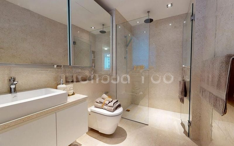 THE LINE @ TANJONG RHU 8