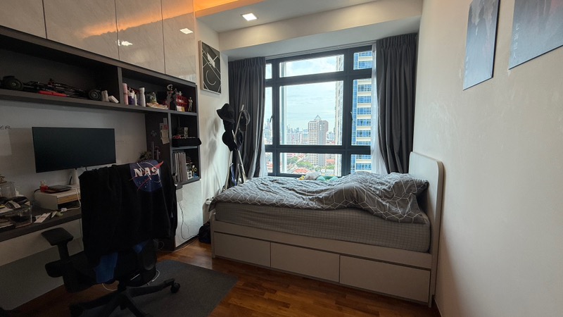 CITY SQUARE RESIDENCES 16