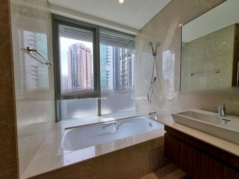 SKYLINE @ ORCHARD BOULEVARD 7