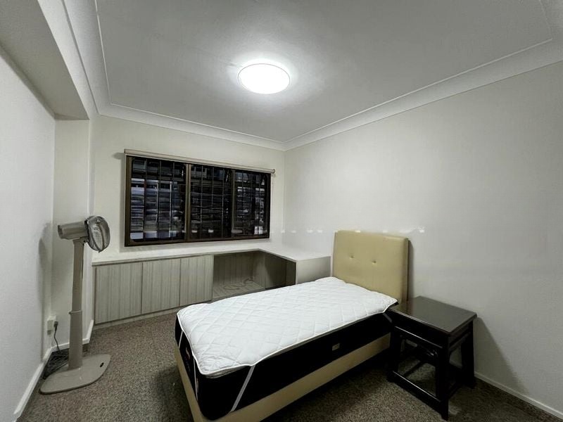 JURONG EAST ST 21 11