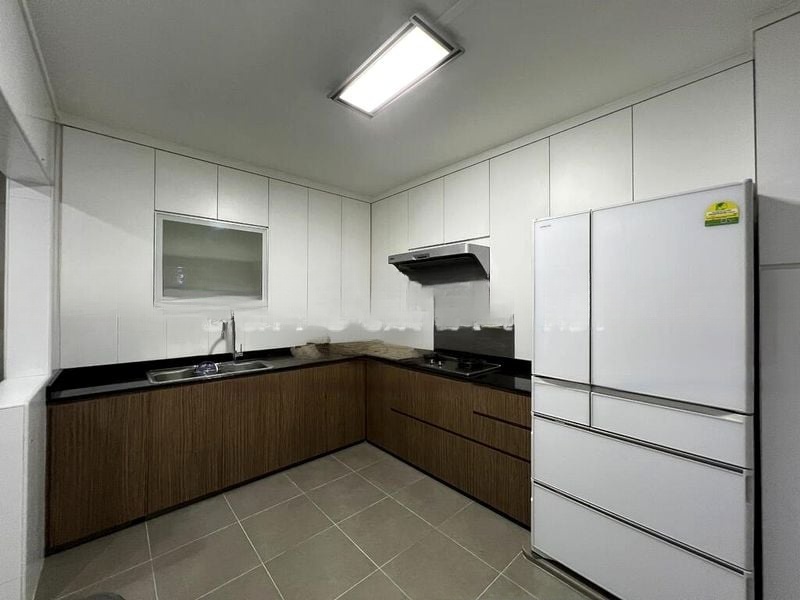 JURONG EAST ST 21 15