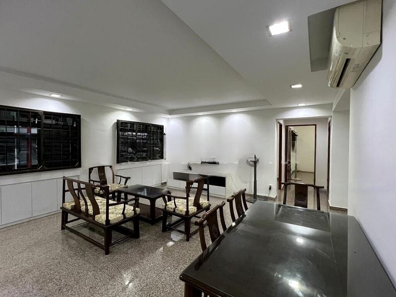 JURONG EAST ST 21 13