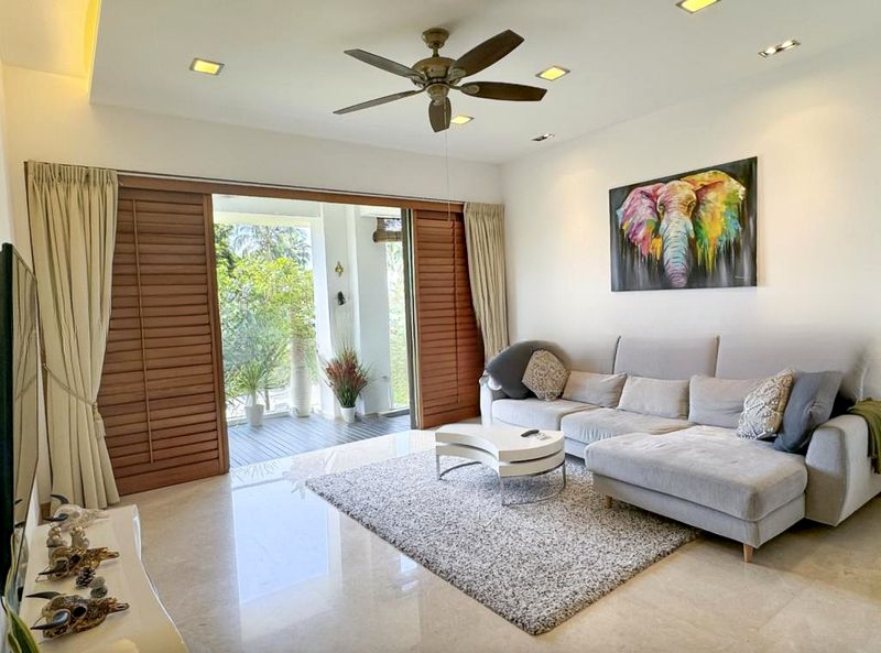 THE BERTH BY THE COVE 9