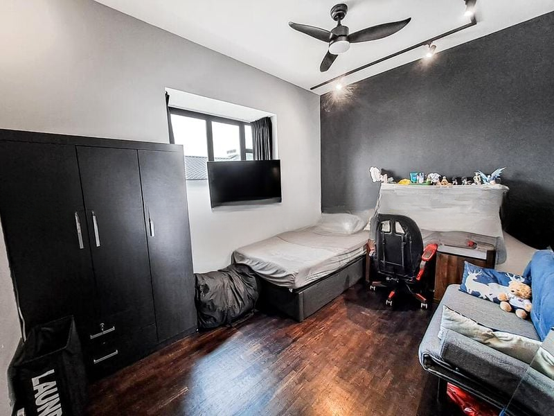 PALM HAVEN 7