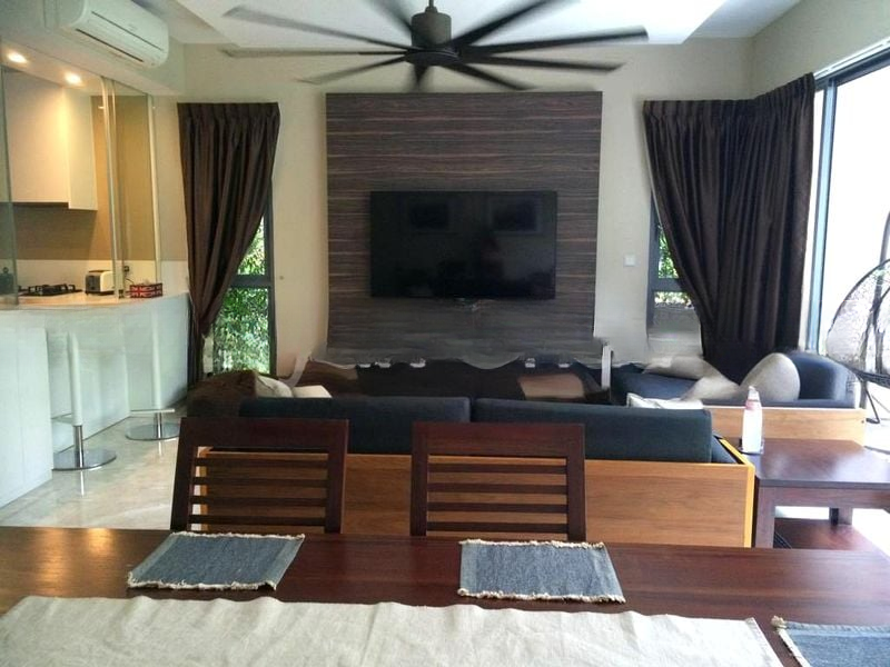 PALM ISLES 6