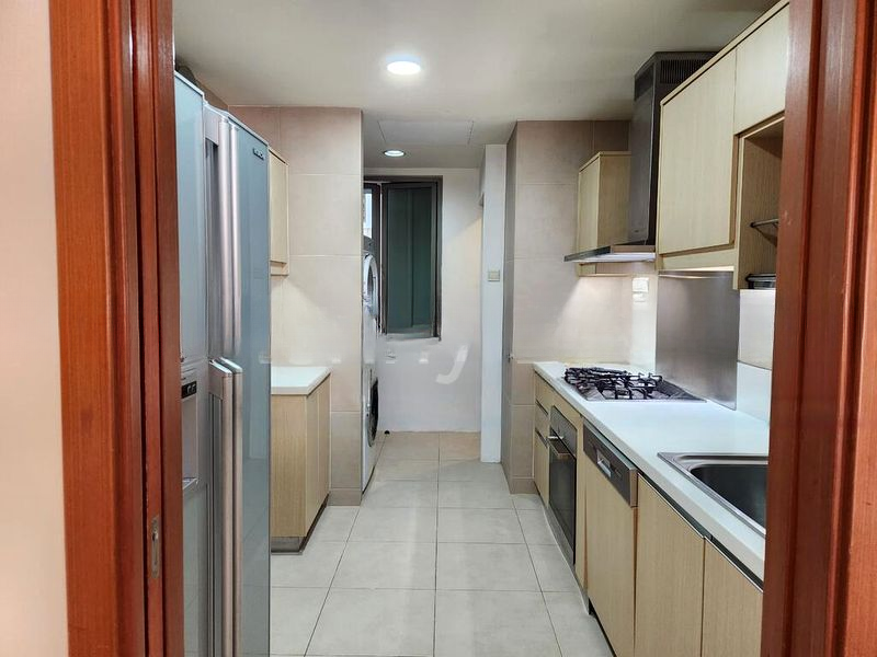 THE BERTH BY THE COVE 9