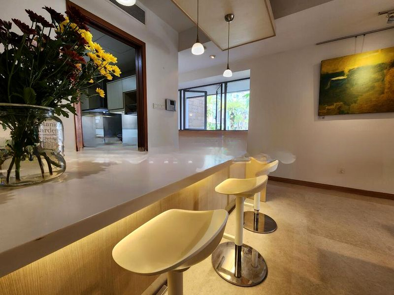 THE BERTH BY THE COVE 15