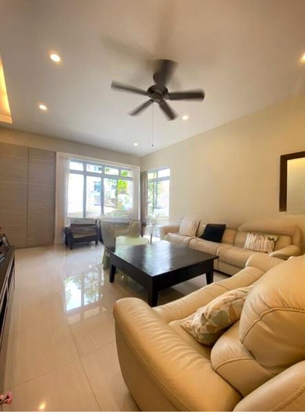 THE BAYCOURT 3