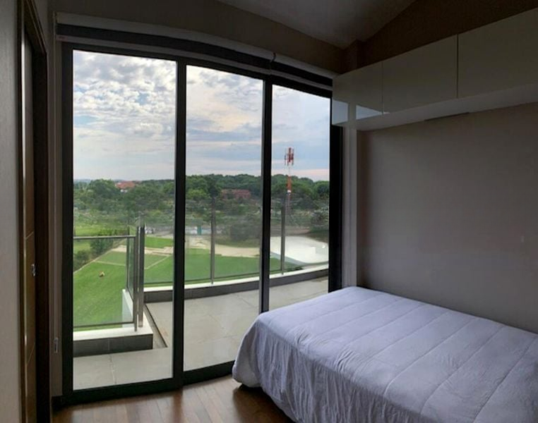 THE MILTONIA RESIDENCES 9