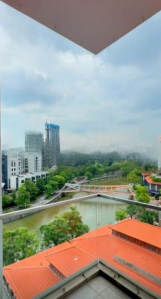 THE PIER AT ROBERTSON 10