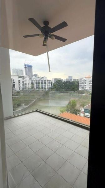 THE PIER AT ROBERTSON 3