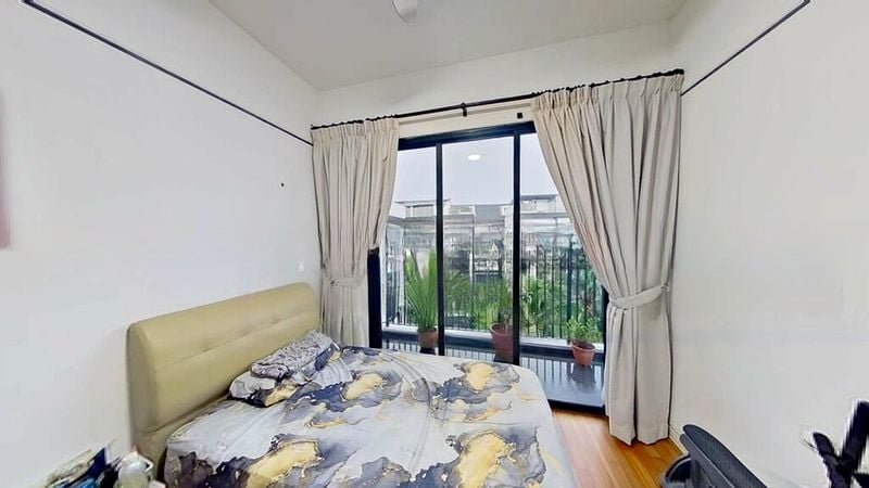 VILLAGE @ PASIR PANJANG 2