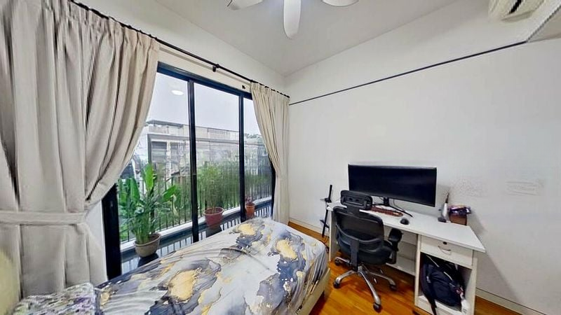 VILLAGE @ PASIR PANJANG 3