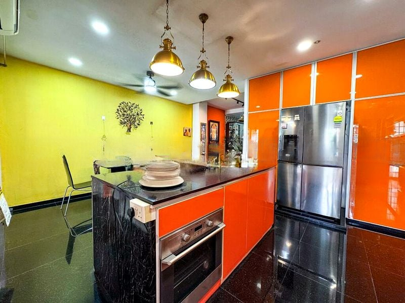WOODGROVE ESTATE 5