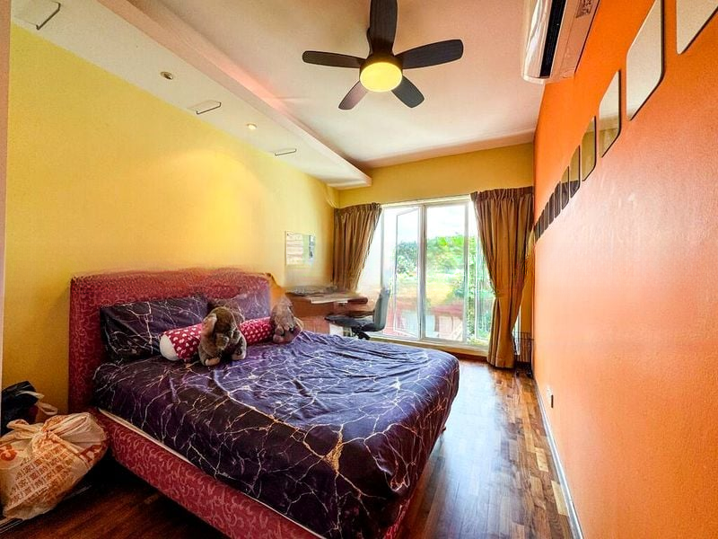 WOODGROVE ESTATE 10