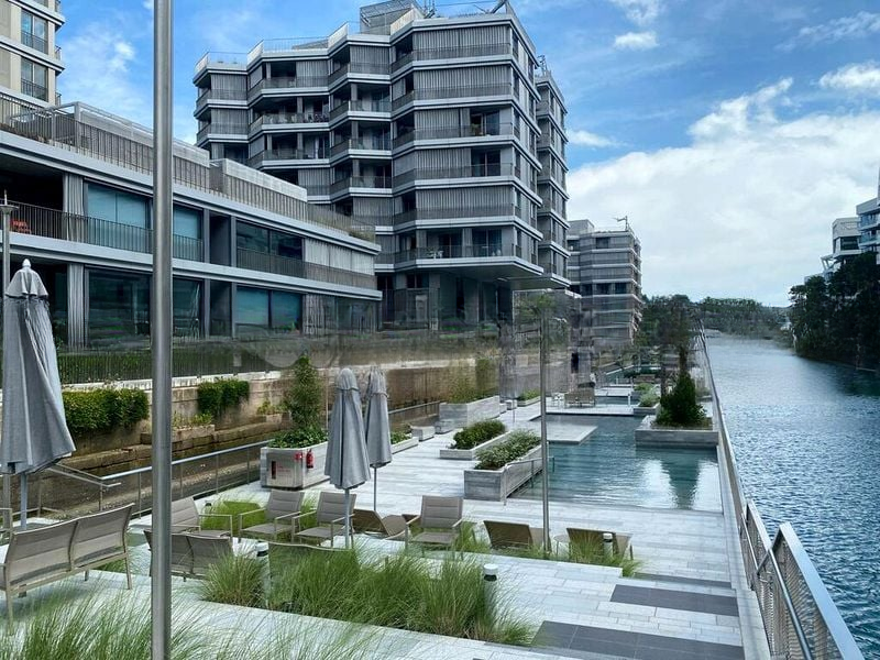 THE REEF AT KING'S DOCK 1