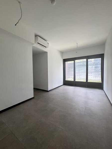 MIDTOWN MODERN 6