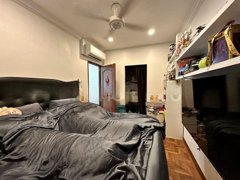 PEPPERMINT GROVE 6