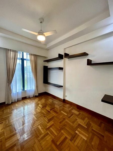 DORMER PARK 11