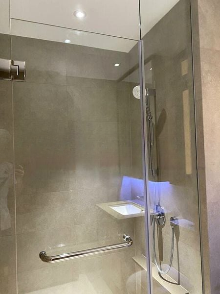 SEASIDE RESIDENCES 8