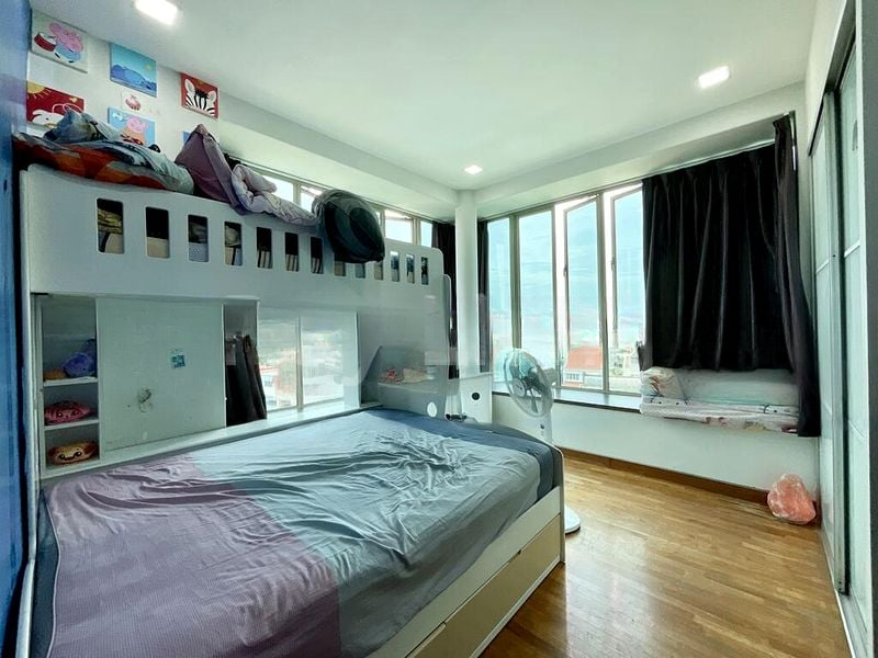 SUITES TWENTY-TWO 4