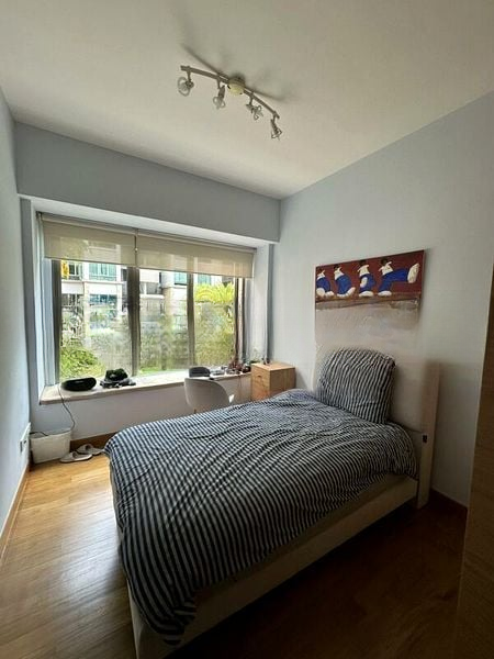 THE BERTH BY THE COVE 14