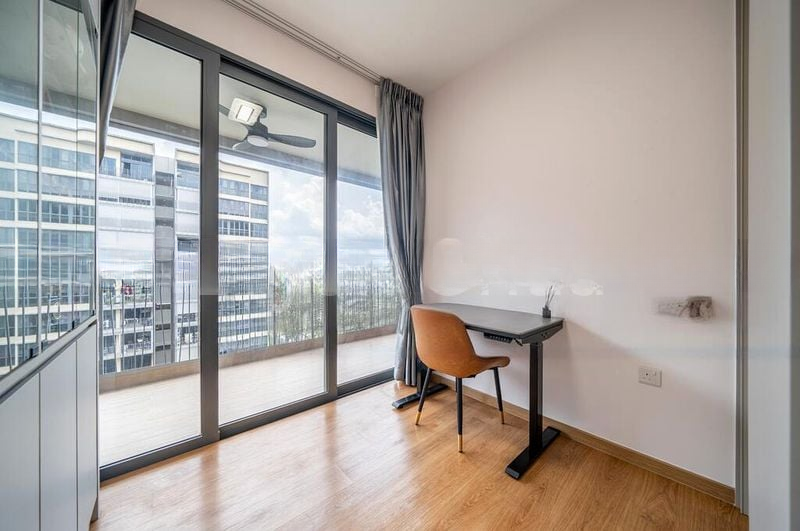 HUNDRED PALMS RESIDENCES 7