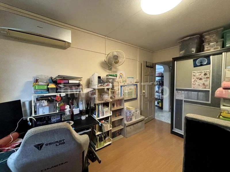 ANG MO KIO AVE 10 13