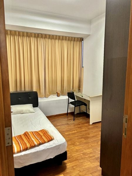 THE PARC CONDOMINIUM 6