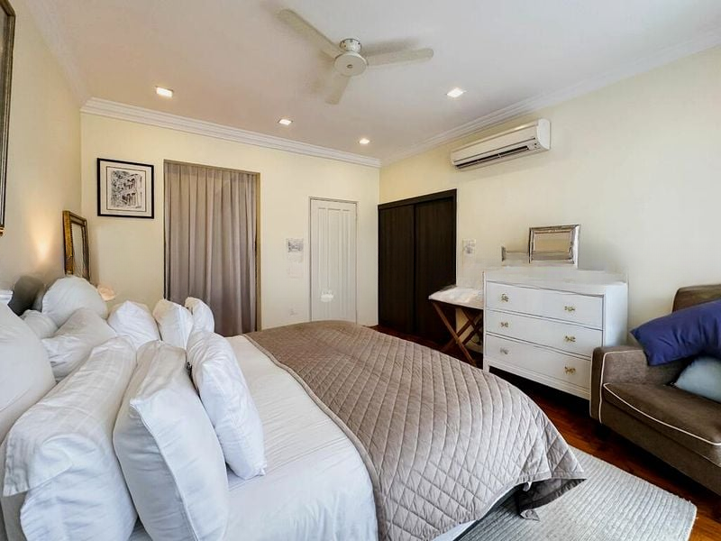 LOYANG VILLAS 8