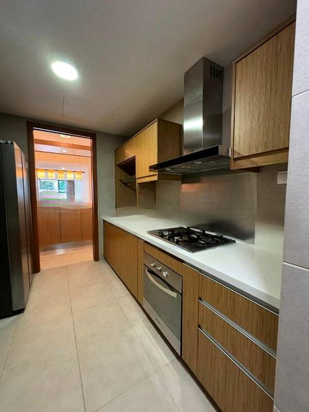 THE BERTH BY THE COVE 13