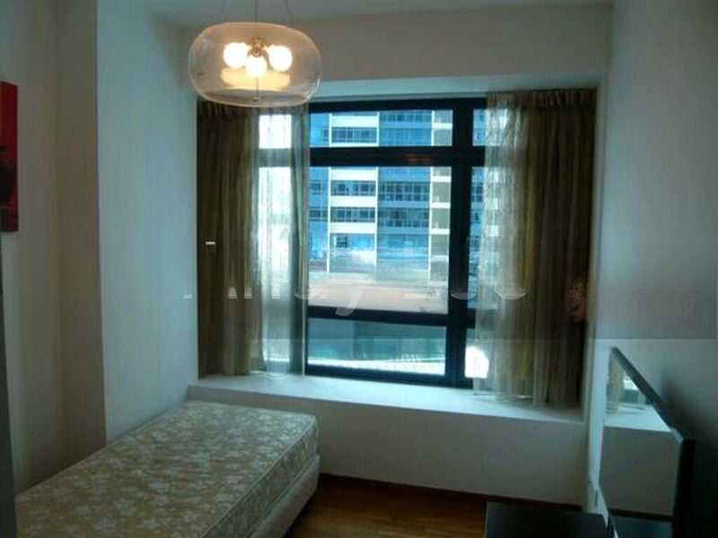 CITY SQUARE RESIDENCES 4