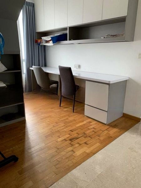 STRATUM 4