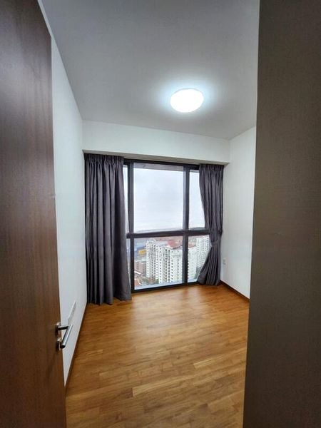 STIRLING RESIDENCES 4