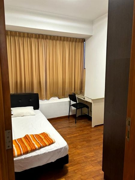 THE PARC CONDOMINIUM 4